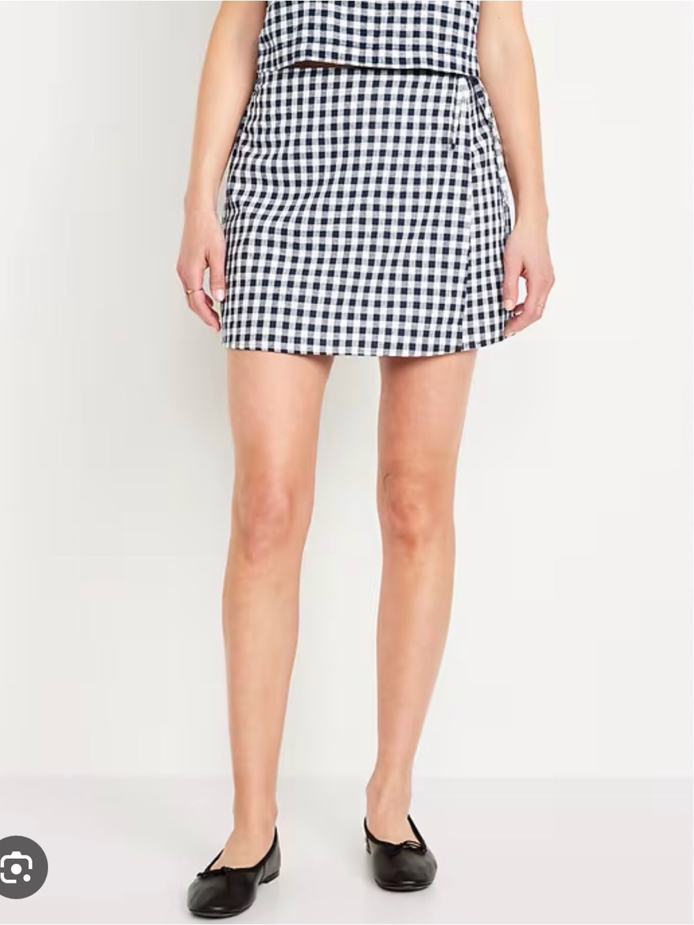 Old Navy Gingham Navy and White Mini Skort